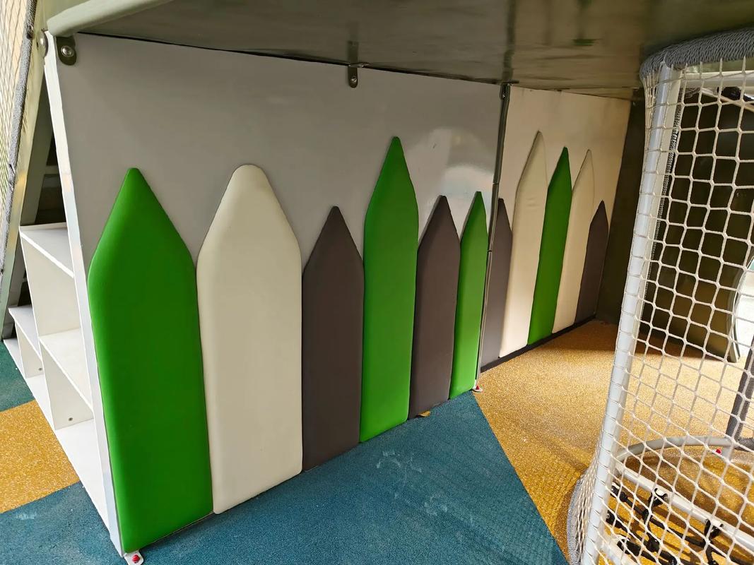 中山遠洋天著架空層小非標康體設施全面竣工，搖馬、蹺蹺板與健身設備完善社區活力空間